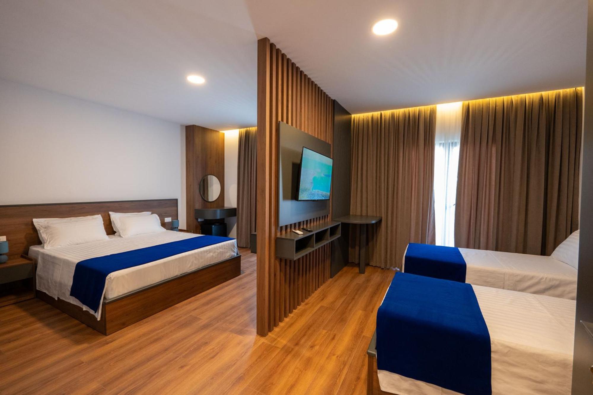 Acros Resort Vlorë Exteriör bild