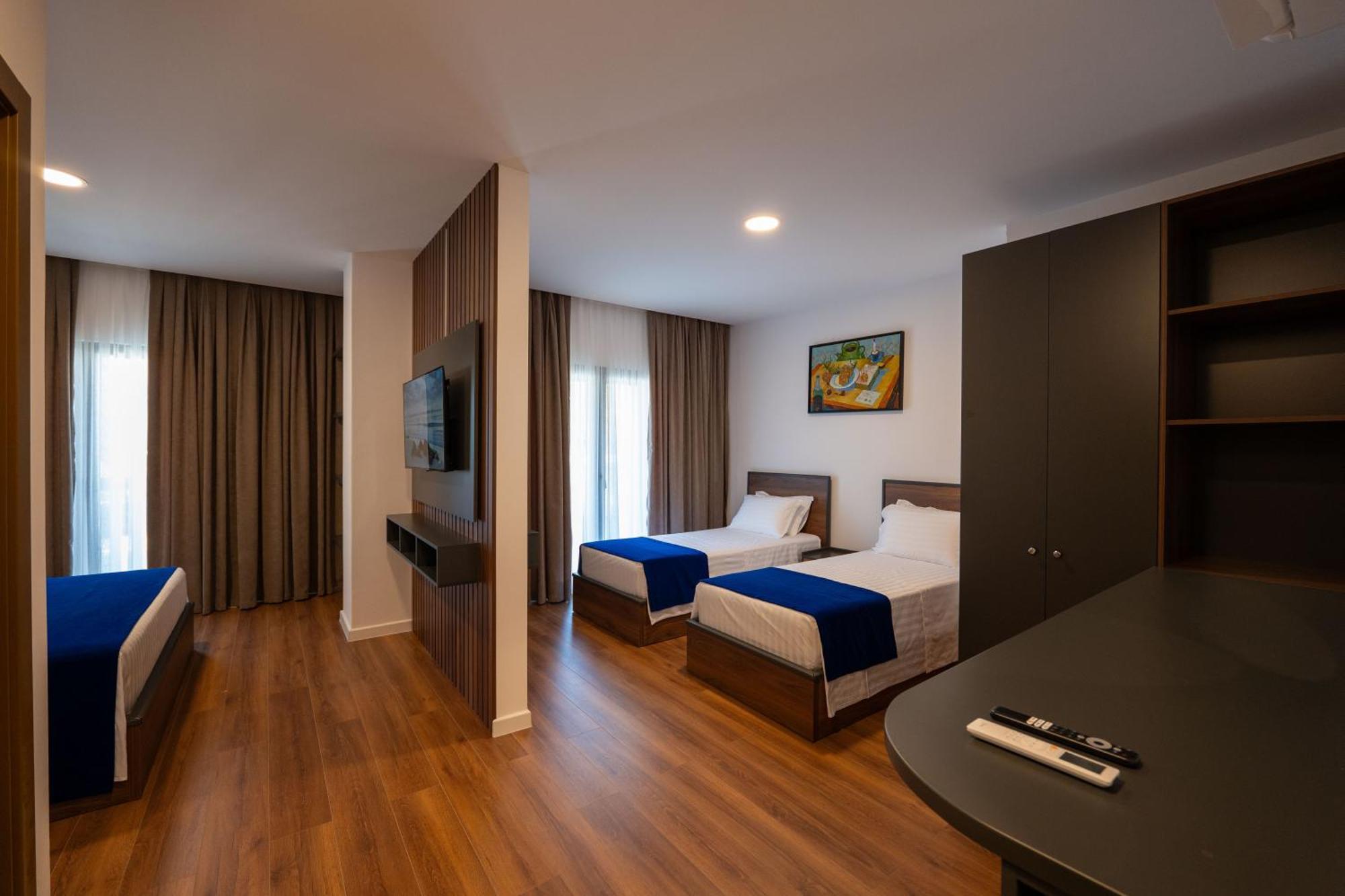 Acros Resort Vlorë Exteriör bild