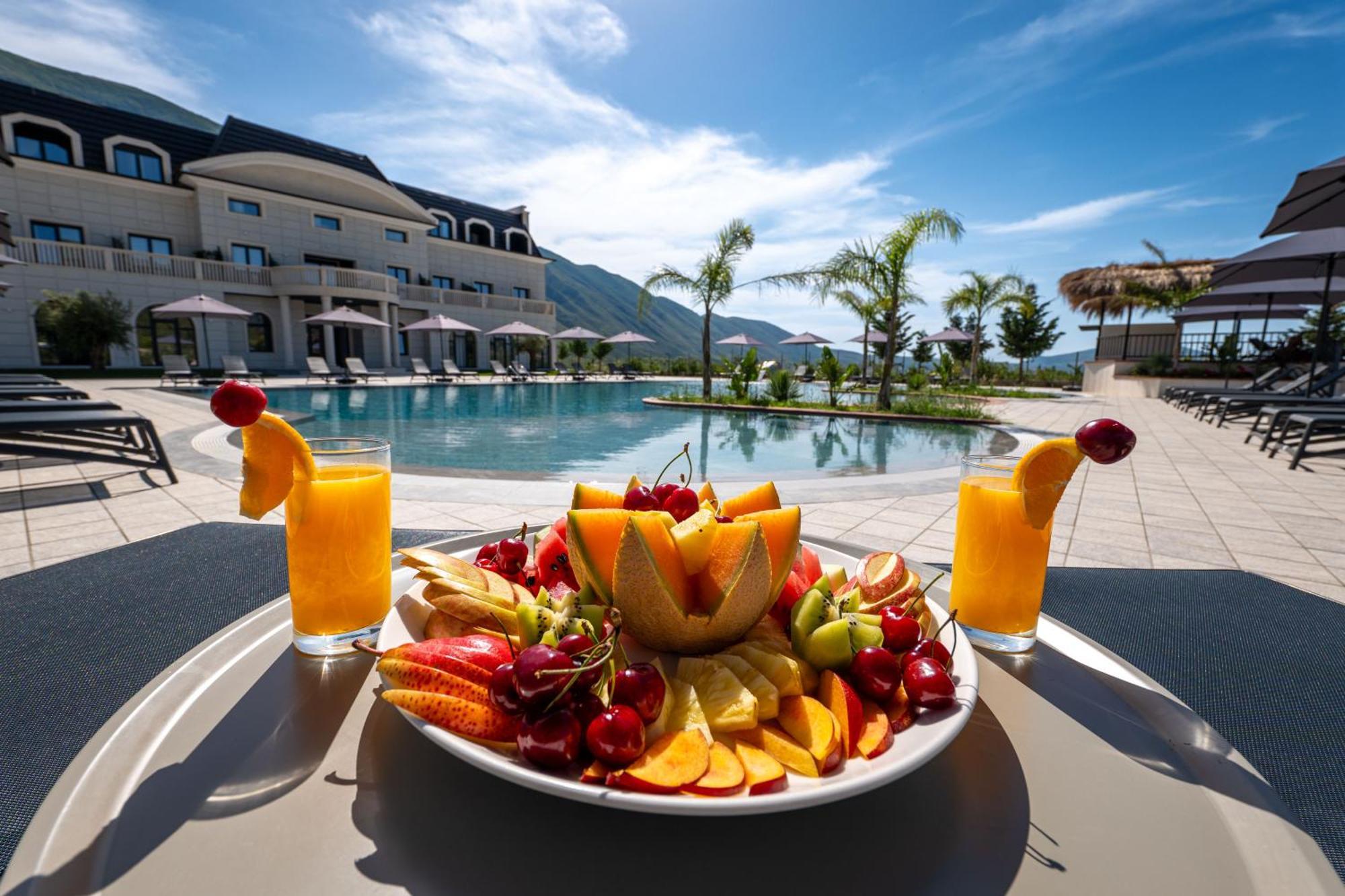 Acros Resort Vlorë Exteriör bild