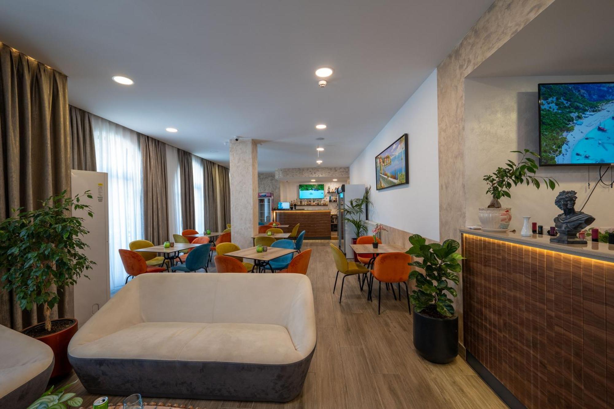 Acros Resort Vlorë Exteriör bild