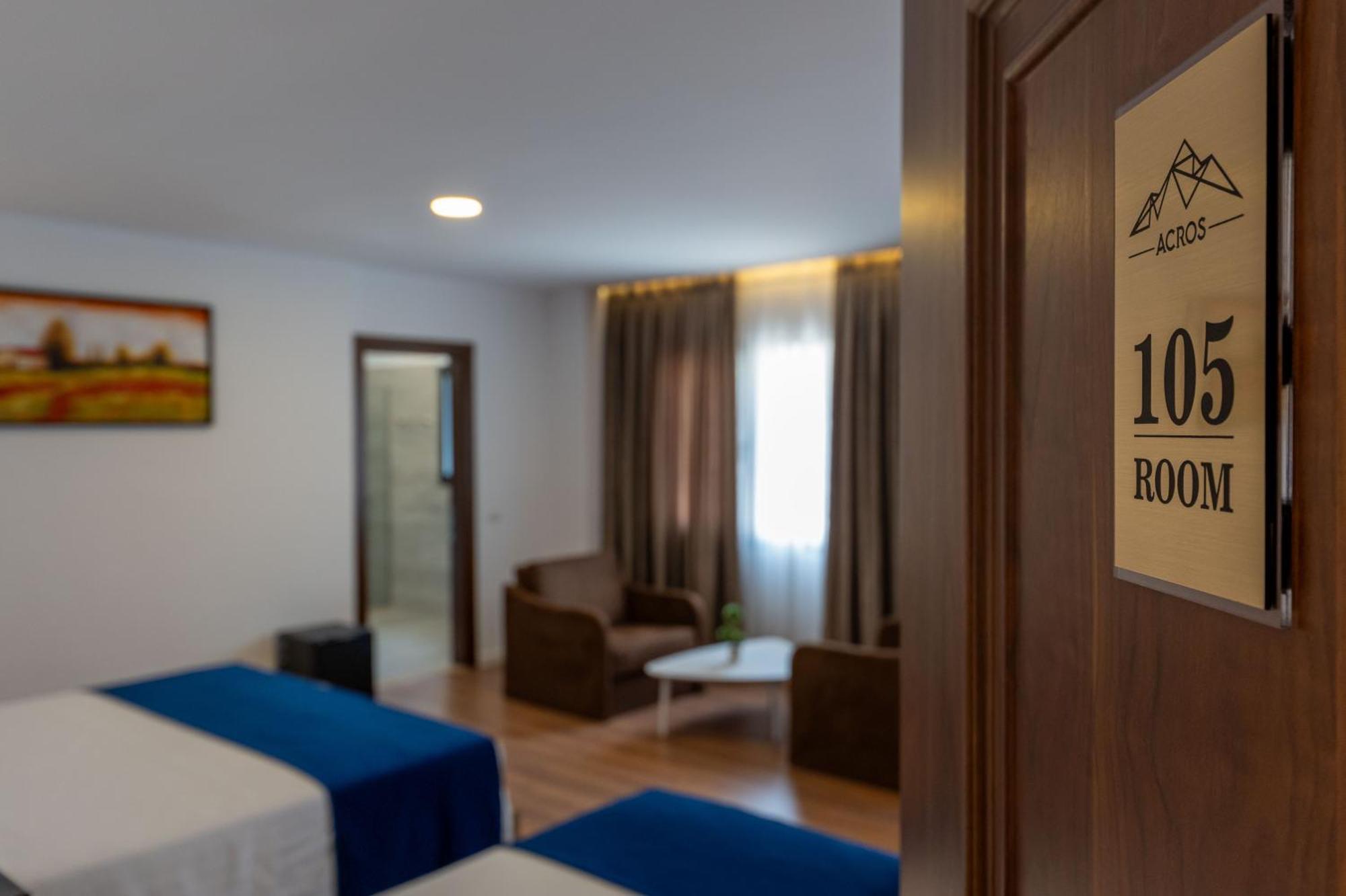 Acros Resort Vlorë Exteriör bild